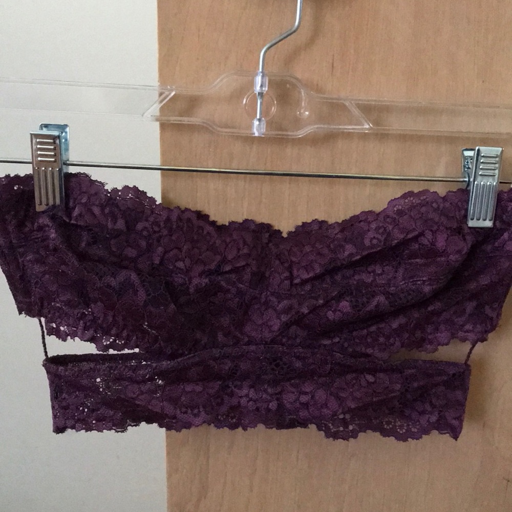 Strapless bralette